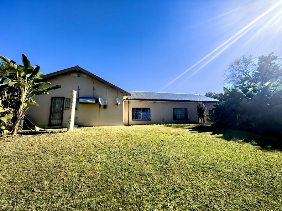 Commercial Property for Sale in Boschhoek A H North West